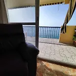Frente Al Mar