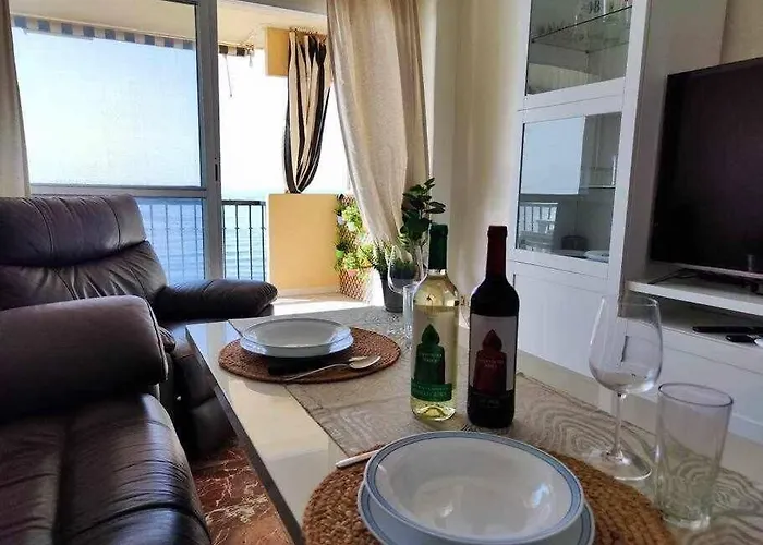 Frente Al Mar * Фуэнхирола