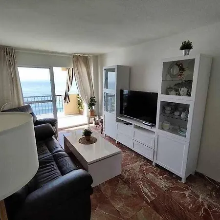 Frente Al Mar פואנגירולה